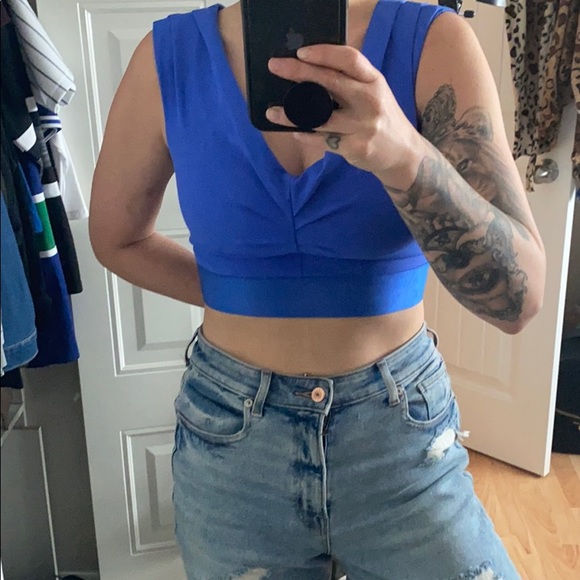 BEBE crop top - Picture 2 of 6